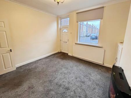 2 bedroom End of terrace house for sale in Titchfield Street, Mansfield, NG19