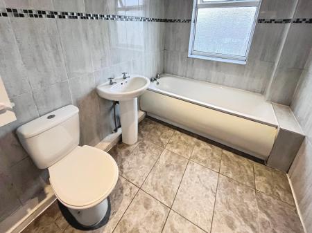 2 bedroom End of terrace house for sale in Titchfield Street, Mansfield, NG19