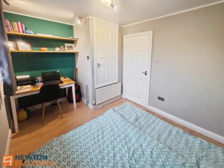 2 bedroom Town house for sale in Asquith Mews, Mansfield, NG18