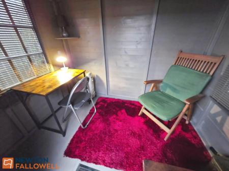4 bedroom Semi-detached house for sale in Clifton Grove, Mansfield, NG18
