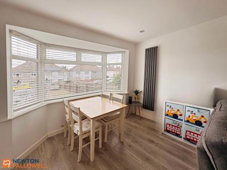 3 bedroom Semi-detached house for sale in Brick Kiln Lane, Mansfield, NG18