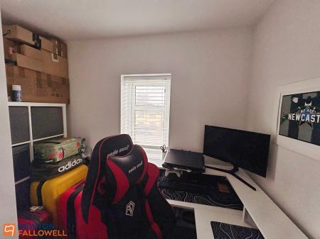 3 bedroom Semi-detached house for sale in Brick Kiln Lane, Mansfield, NG18