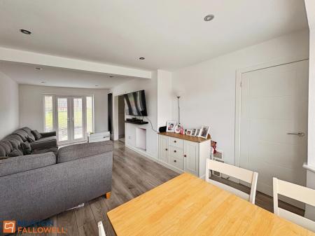 3 bedroom Semi-detached house for sale in Brick Kiln Lane, Mansfield, NG18