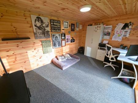 3 bedroom Detached house for sale in Colliery Close, Langwith, NG20