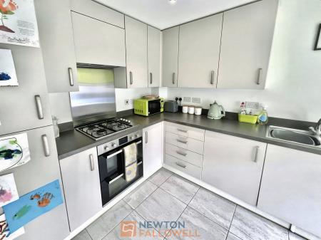 3 bedroom Semi-detached house for sale in Linnet Drive, Mansfield, NG21