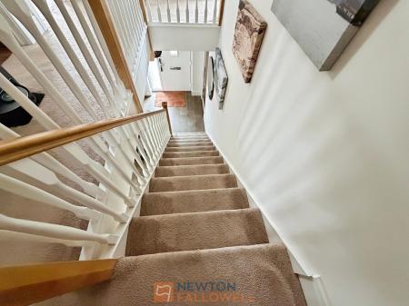 4 bedroom Detached house for sale in Kingfisher Way, Ollerton, NG22