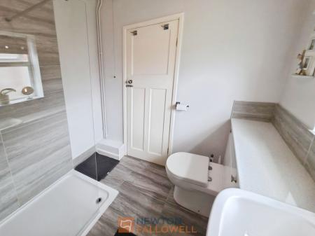 3 bedroom Semi-detached house for sale in Ash Grove, Sutton-In-Ashfield, NG17