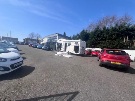 0 bedroom Commercial Development to let in Chesterfield Road North, Mansfield, NG19