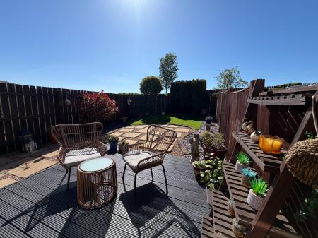 3 bedroom Town house for sale in Burton Rise, Kirkby-in-Ashfield, NG17