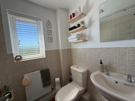 3 bedroom Town house for sale in Burton Rise, Kirkby-in-Ashfield, NG17