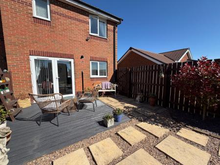 3 bedroom Town house for sale in Burton Rise, Kirkby-in-Ashfield, NG17