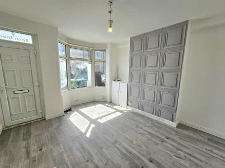 2 bedroom Terraced House to let in Byron Street, Mansfield, NG18
