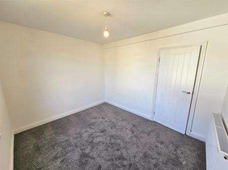 2 bedroom Terraced House to let in Byron Street, Mansfield, NG18