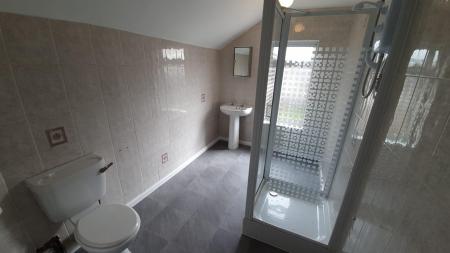 2 bedroom Terraced House to let in Leeming Lane South, Mansfield Woodhouse, NG19