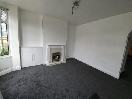 2 bedroom Terraced House to let in Leeming Lane South, Mansfield Woodhouse, NG19