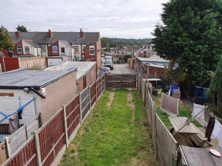 2 bedroom Terraced House to let in Leeming Lane South, Mansfield Woodhouse, NG19