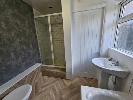 3 bedroom Terraced House to let in Byron Street, Mansfield, NG18
