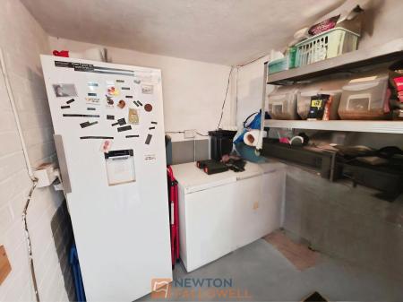 3 bedroom Semi-detached house for sale in Ash Grove, Sutton-In-Ashfield, NG17