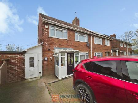 3 bedroom Semi-detached house for sale in Ash Grove, Sutton-In-Ashfield, NG17
