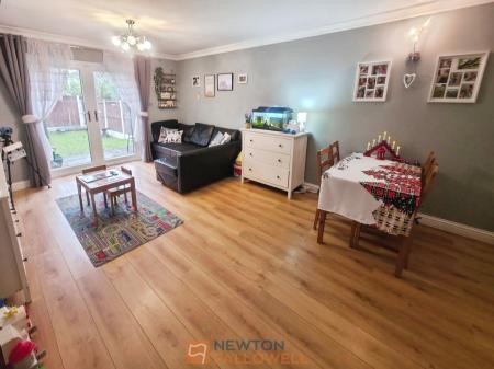 2 bedroom Terraced House for sale in Asquith Mews, Mansfield, NG18