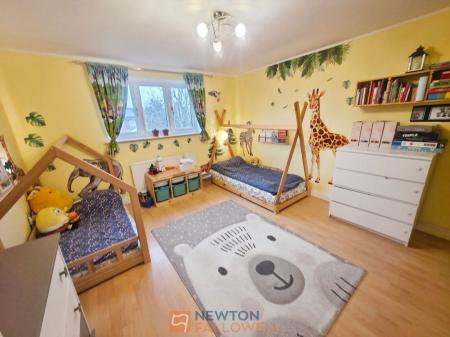 2 bedroom Terraced House for sale in Asquith Mews, Mansfield, NG18