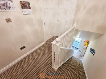 2 bedroom Terraced House for sale in Asquith Mews, Mansfield, NG18