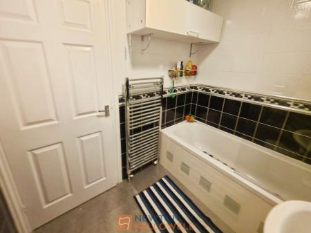 2 bedroom Terraced House for sale in Asquith Mews, Mansfield, NG18