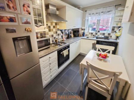 2 bedroom Terraced House for sale in Asquith Mews, Mansfield, NG18