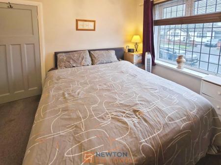 4 bedroom Semi-detached house for sale in Clifton Grove, Mansfield, NG18