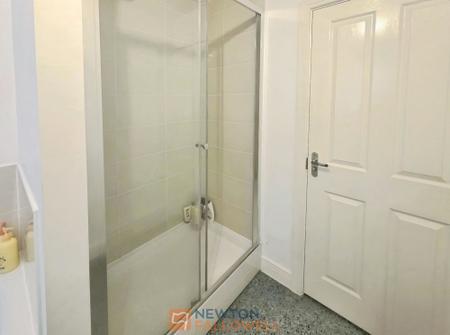 4 bedroom Detached house for sale in Debdale Way, Mansfield Woodhouse, NG19