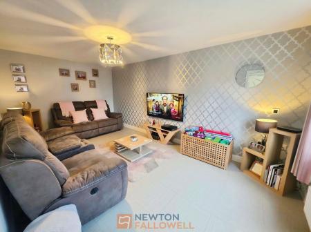4 bedroom Detached house for sale in Debdale Way, Mansfield Woodhouse, NG19