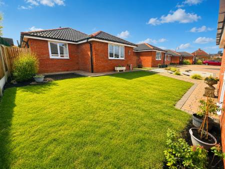 Crown Green, Mansfield, NG19