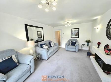 3 bedroom Detached bungalow for sale in Crown Green, Mansfield, NG19