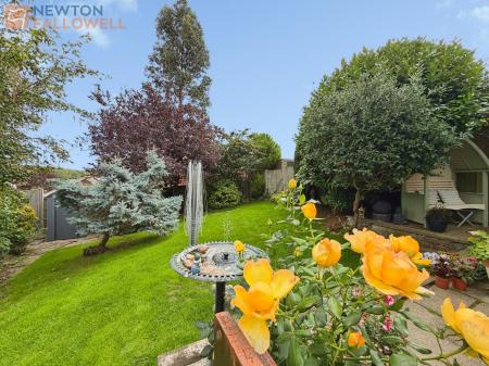 3 bedroom Detached bungalow for sale in Wordsworth Avenue, Sutton-In-Ashfield, NG17
