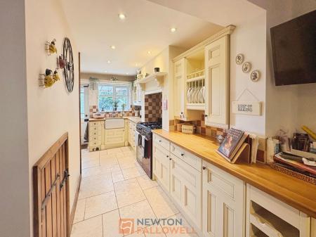 3 bedroom Detached bungalow for sale in Wordsworth Avenue, Sutton-In-Ashfield, NG17