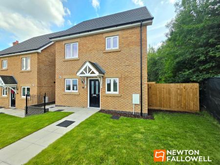 3 bedroom Detached house for sale in Maypole Road, Mansfield, NG19