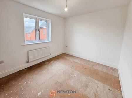 3 bedroom Semi-detached house for sale in Maypole Road, Mansfield, NG19