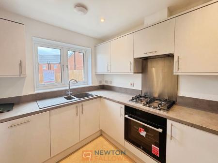3 bedroom Semi-detached house for sale in Maypole Road, Mansfield, NG19