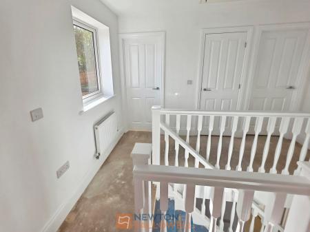 3 bedroom Detached house for sale in 20 Maypole Road ng19 6fx