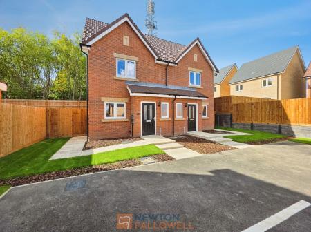 3 bedroom Semi-detached house for sale in Maypole Road, Mansfield, NG19
