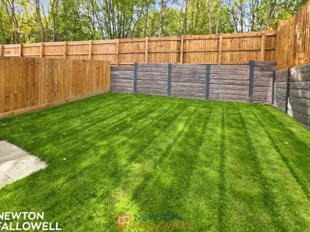 3 bedroom Semi-detached house for sale in Maypole Road, Mansfield, NG19