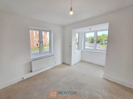 4 bedroom Detached house for sale in Maypole Road, Mansfield, NG19
