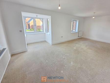 4 bedroom Detached house for sale in Maypole Road, Mansfield, NG19