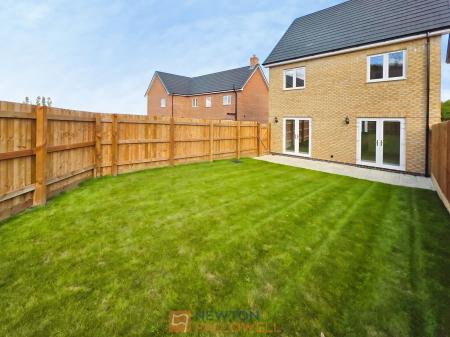 3 bedroom Detached house for sale in Maypole Road, Mansfield, NG19