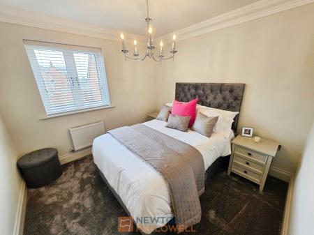 4 bedroom Detached house for sale in Maypole Road, Mansfield, NG19