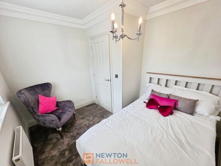 4 bedroom Detached house for sale in Maypole Road, Mansfield, NG19