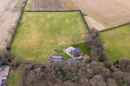 6 bedroom Detached house for sale in Mansfield Road, Papplewick, NG15