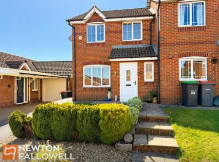3 bedroom End of terrace house for sale in Burton Rise, Kirkby-In-Ashfield, NG17