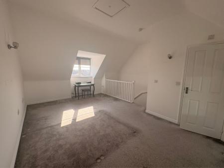 3 bedroom Semi-detached house for sale in Linnet Drive, Rainworth, NG21