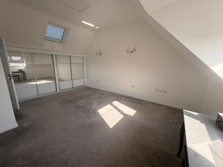 3 bedroom Semi-detached house for sale in Linnet Drive, Rainworth, NG21